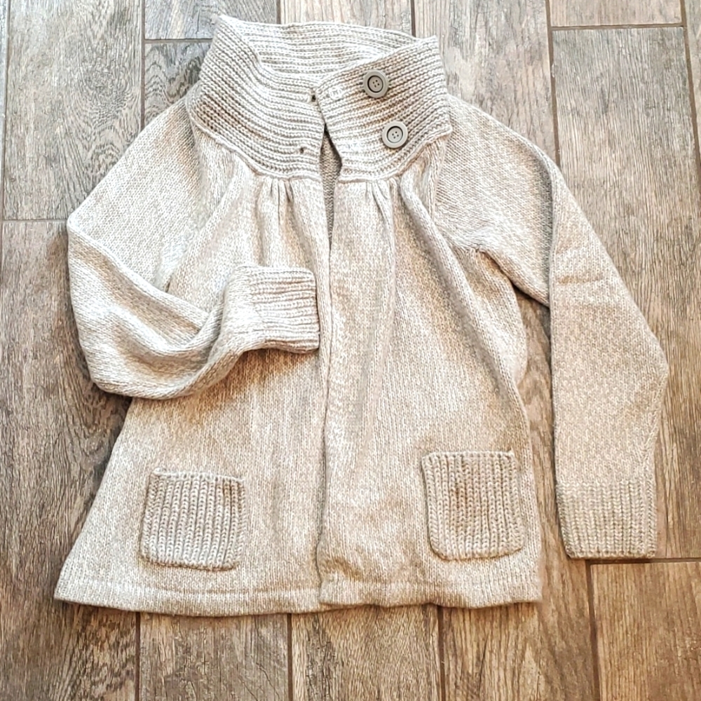 Gray cardigan